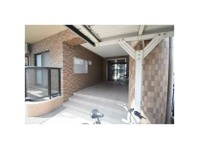 エントラ  ンス