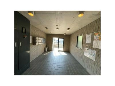   エントランス