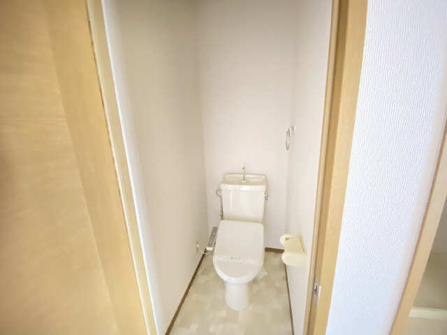 コーポハピネス 2階 WC