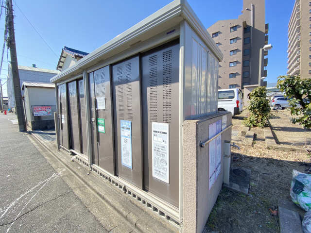 共用ゴミ捨て場