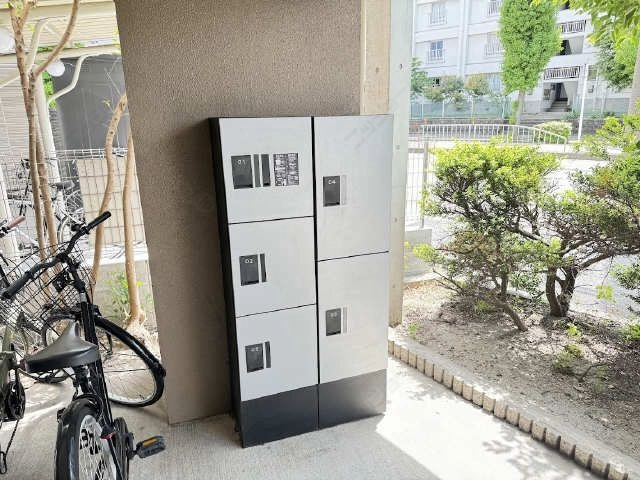 宅配ボックス