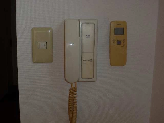インターホン