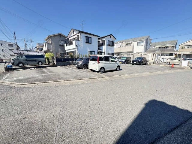 敷地外駐車場