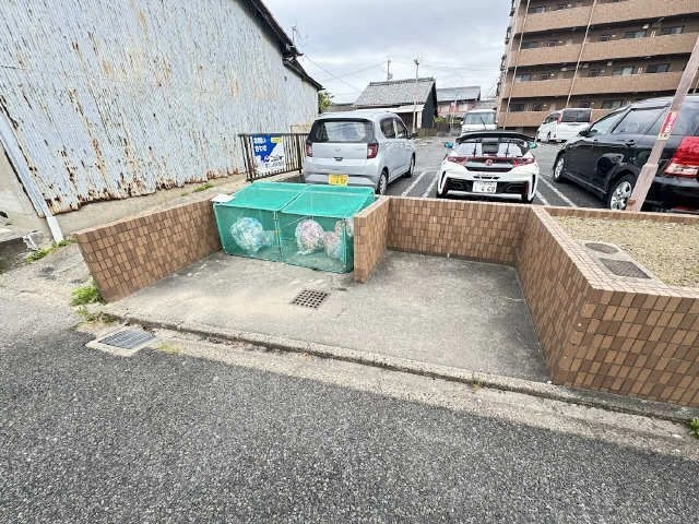ゴミ置場