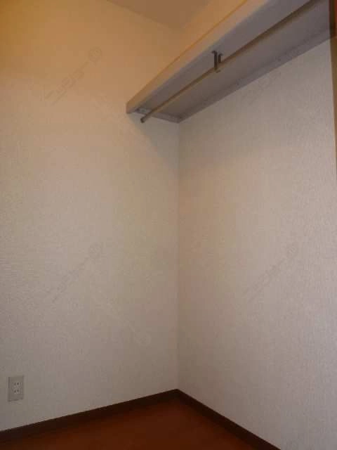 ｳｫｰｸｲﾝｸﾛｰｾﾞｯﾄ