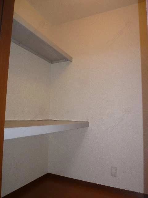 ｳｫｰｸｲﾝｸﾛｰｾﾞｯﾄ