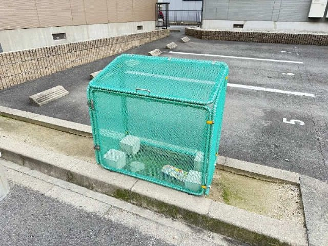 ゴミ置場