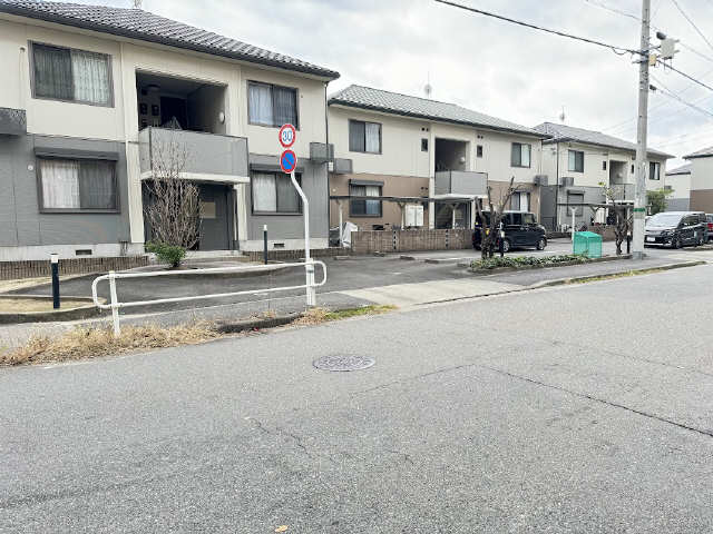 駐車場（北）