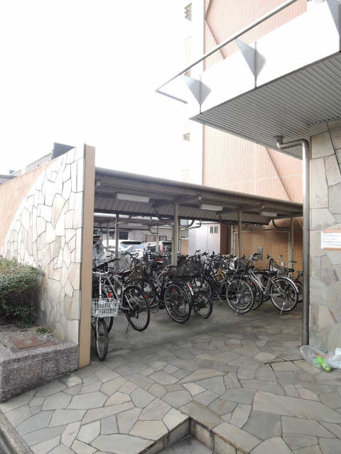 リアライズ稲永駅前 2階 駐輪場