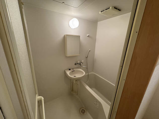 Ｗｉｌｌ稲永 1階 浴室
