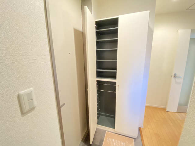 シューズBOX