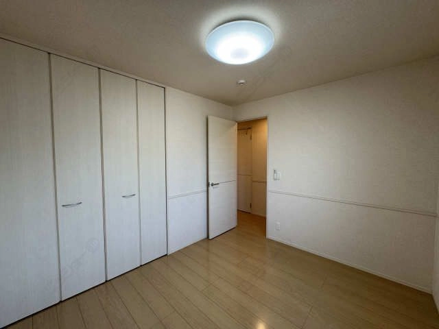 洋室(北)