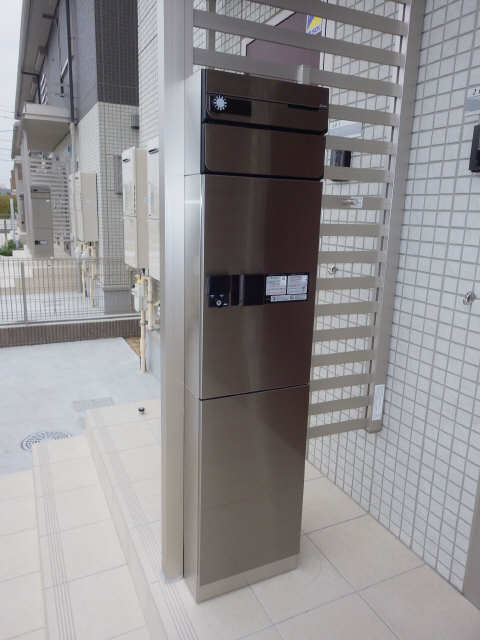 宅配ボックス