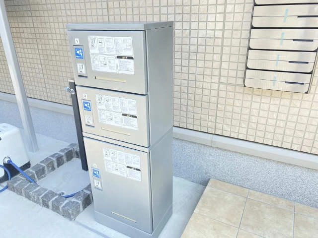 宅配BOX