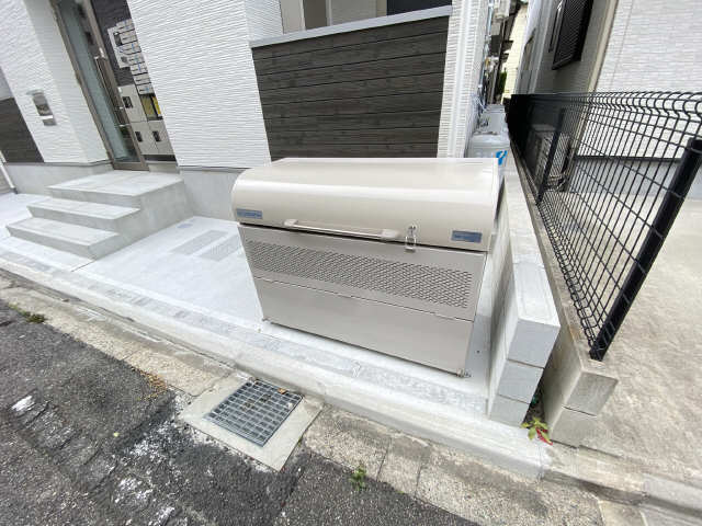 ごみ置き場