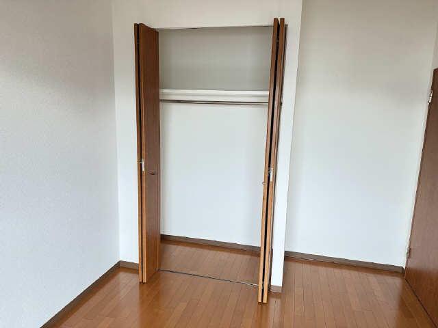 洋室（南）の収納