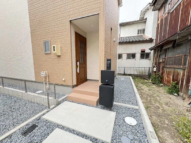 玄関・宅配ボックス