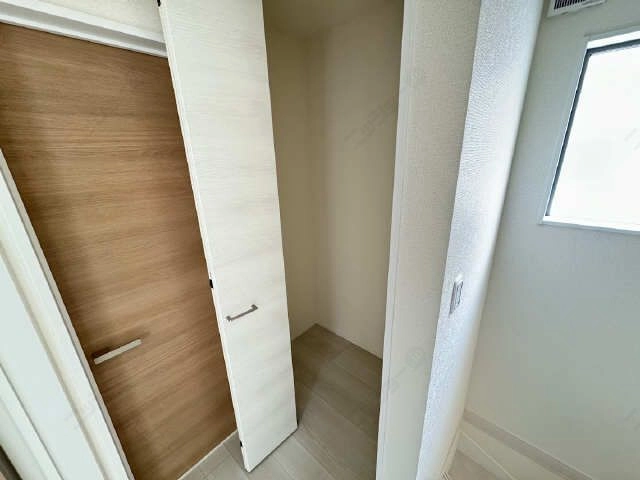 ２階廊下の収納