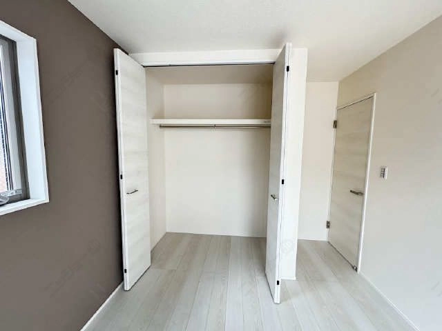 洋室（西）の収納