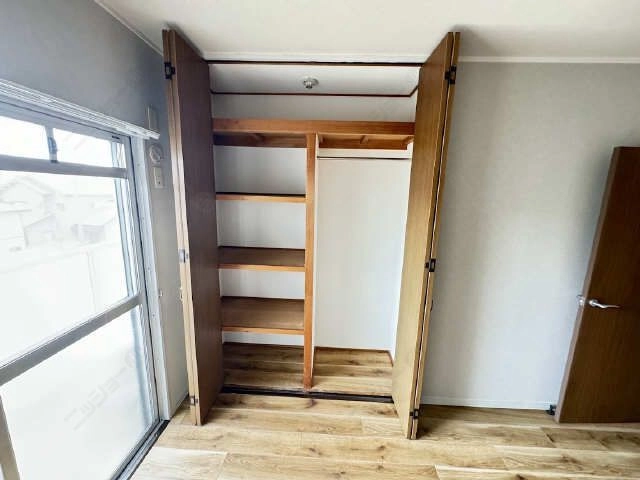 洋室（南）の収納