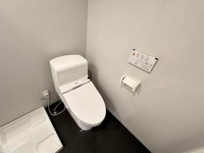Tross港栄 2階 WC