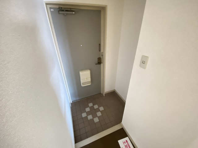 玄関‐２