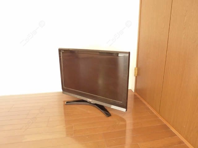 32型液晶テレビ