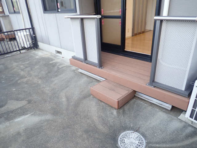 ウッドデッキ