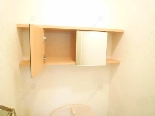 トイレ棚