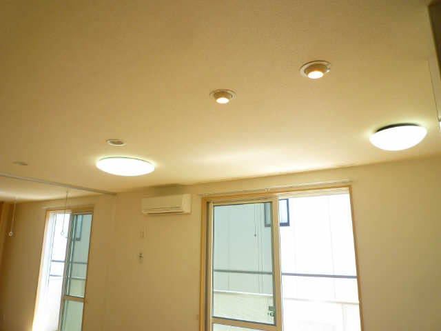 照明、エアコン