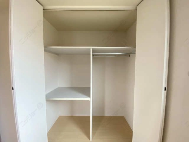 洋室収納