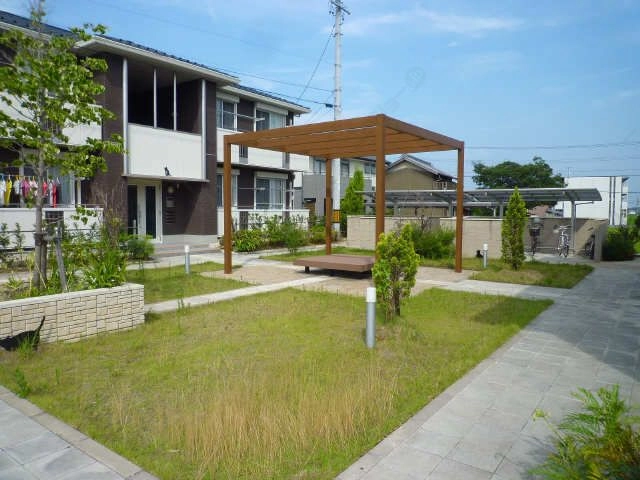 共用中庭＆駐輪場