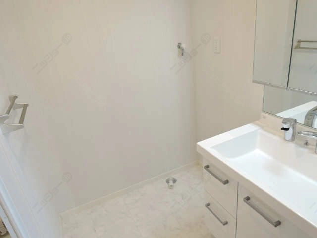 脱衣、洗濯機置き場