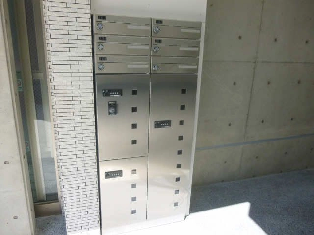 宅配自動預り機