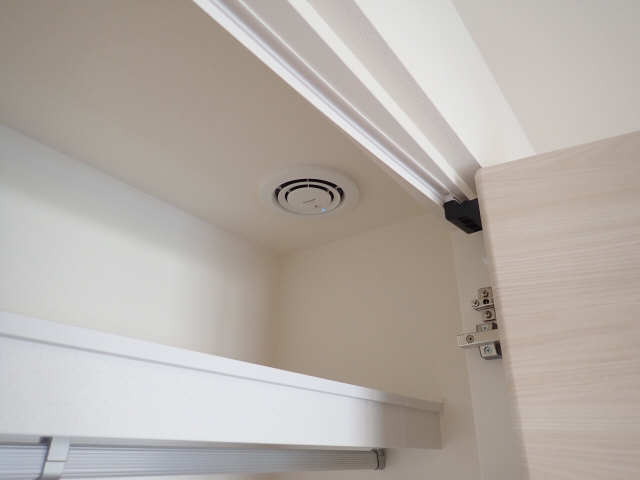 ナノイー発生器