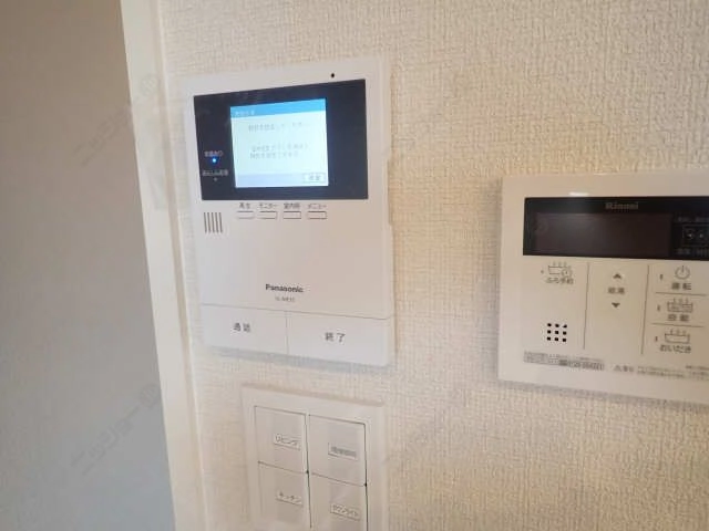 モニター付きインターホン