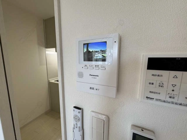 モニター付きインターホン