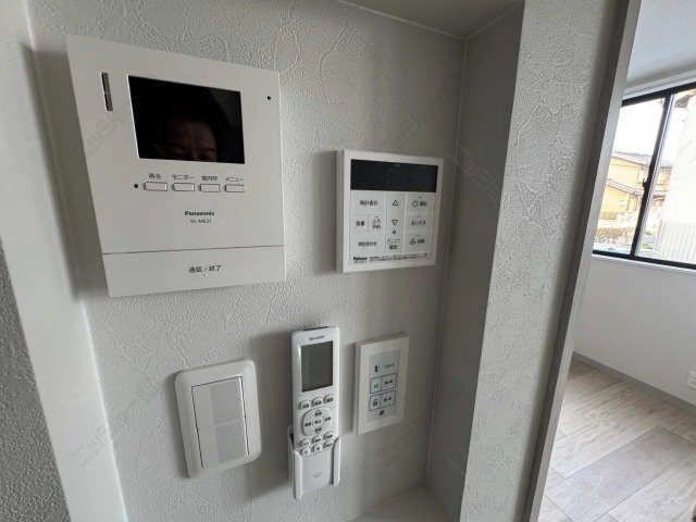 モニター付きインターホン