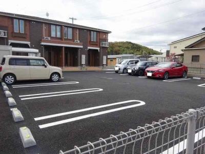 エスポワール花園　Ａ 1階 駐車場