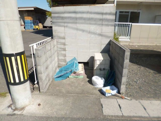 ゴミ捨場