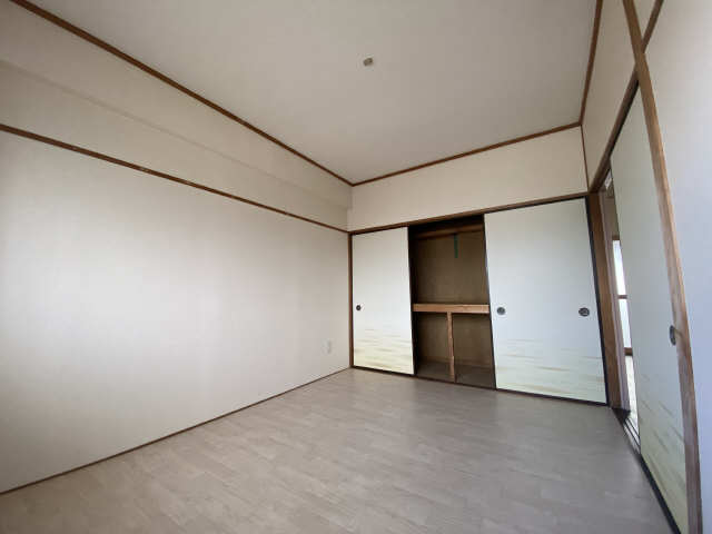 杉野コーポ 5階 洋室
