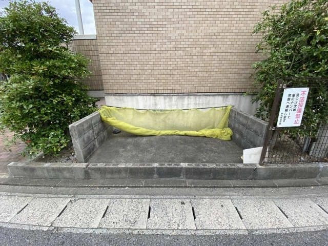 ゴミ置き場