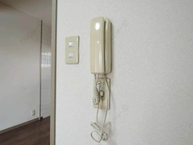 インターホン
