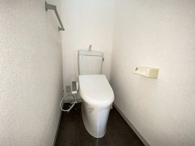 ハナミズキ安田２ 2階 WC