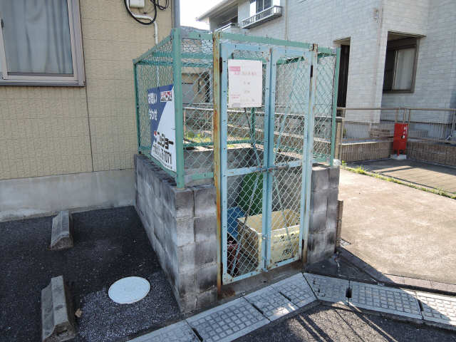 ゴミステーション