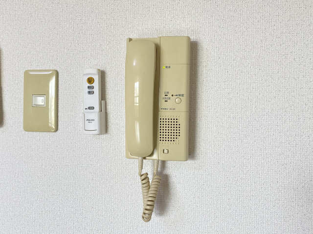 インターホン