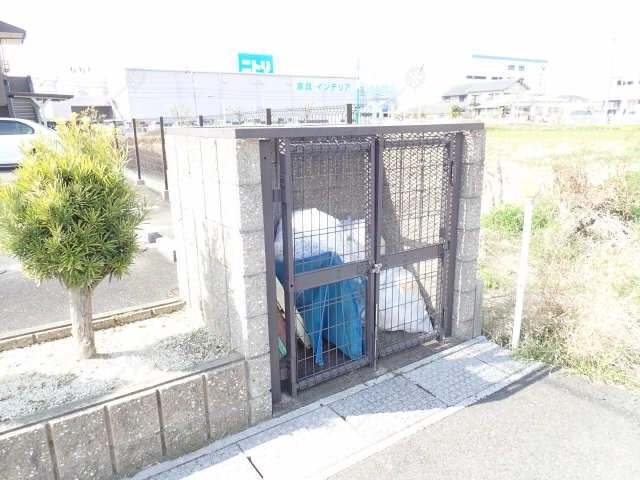 ゴミステーション