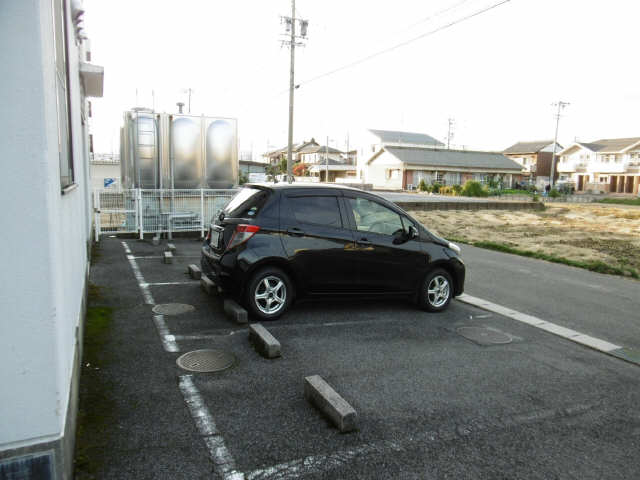 サンハイム２号館 3階 駐車場