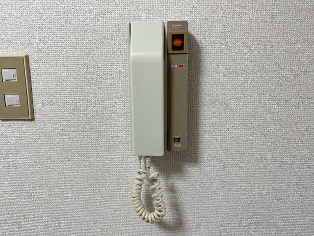 インターホン