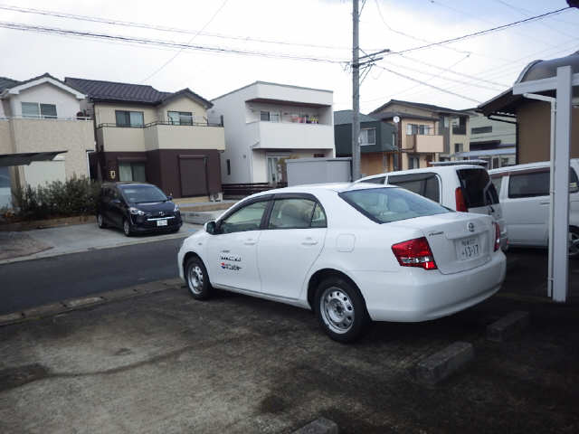 一光青柳ハイツ 1階 駐車場